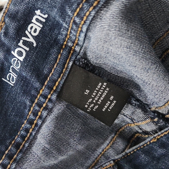 LANE BRYANT CROPED JEANS 👖 - Picture 7 of 7